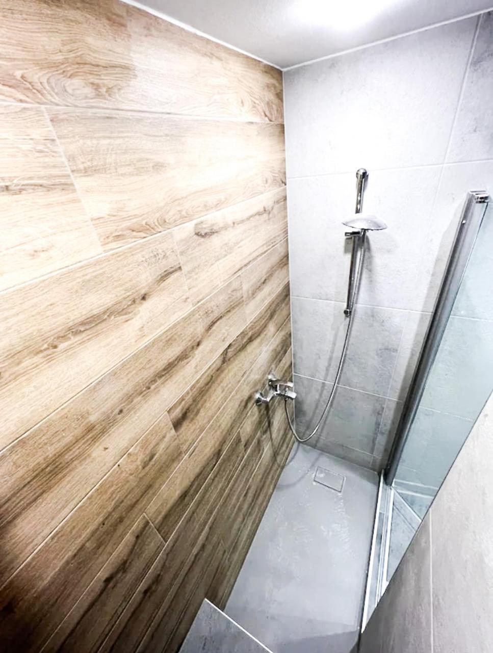 Casa De Dinca, 2 Bedroom, 6 Person, Free Parking Zone Загреб Экстерьер фото